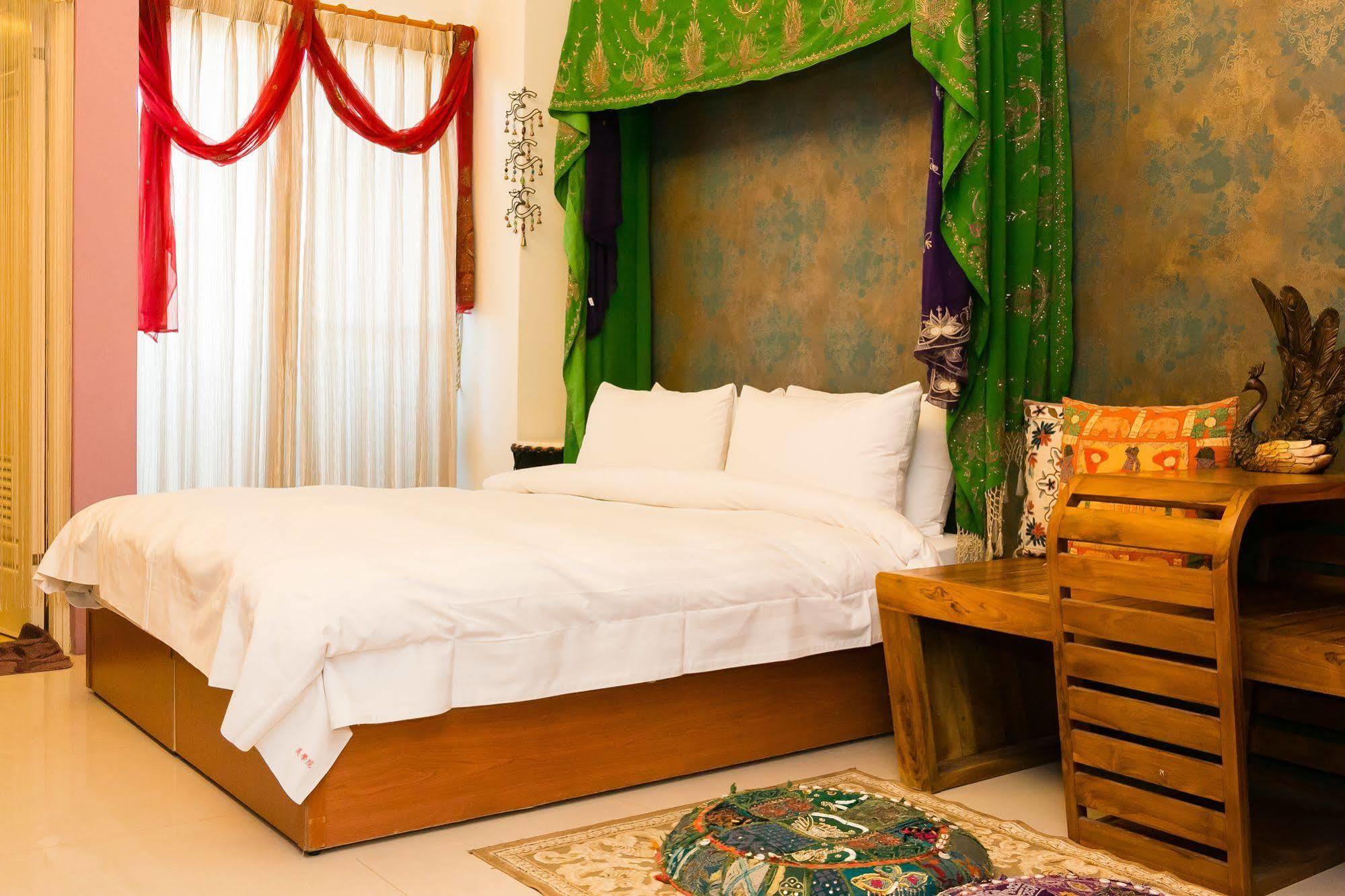 Mei Hsiao Yuen Hostel ไถจง ภายนอก รูปภาพ
